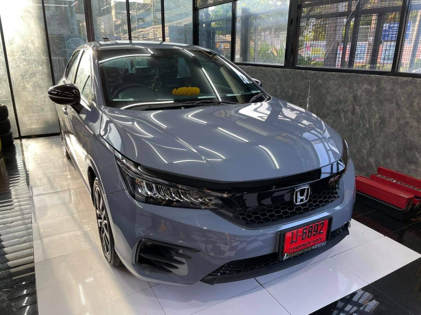 ฟิล์ม Ceramic ใสสำหรับสายซิ่งมาครับ 