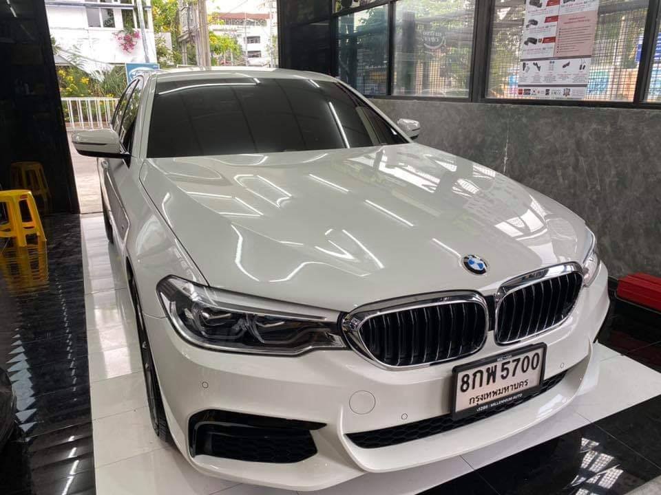 BMW G30 คันนี้เลือกใช้ฟิล์ม legend รุ่น caramic Shield​ ตัว Top สุด เป็นฟิล์มที่มีคุณภาพระดับไฮเอนท์ ให้ความสวยงามอย่างมีระดับ